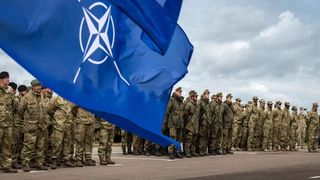 În viziunea lui Putin, NATO urmează să se prăbușească. Ce a dezvăluit un fost oligarh rus