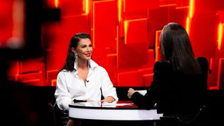 Ilinca Vandici vine duminică la “40 de întrebări cu Denise Rifai”. ”Frumusețea deschide uși, dar nu le poate ține deschise niciodată”