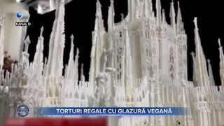 Torturi regale cu glazură vegană