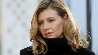 Soția lui Volodimir Zelenski a fost întrebată de ce nu pleacă din Ucraina, fiind a doua ţintă a ruşilor. Răspunsul Olenei Zelenska