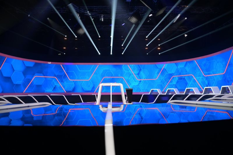 Primele imagini cu platoul „Jocul cuvintelor cu Dan Negru”