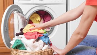 spălat rufe săptăm&acirc;na mare