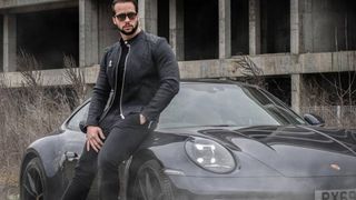 femeie-sechestrata-de-tristan-tate