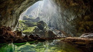 Peștera Son Doong