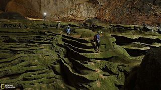 Peștera Son Doong
