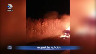 Mașină &icirc;n flăcări
