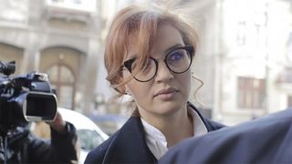 Ioana Băsescu este așteptată în instanță pentru procesul privind finațarea campaniei prezidențiale a lui Traian Băsescu. Elena Udrea nu va fi prezentă la proces