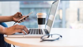 Ministrul Muncii, despre săptăm&acirc;na de lucru de 4 zile: &bdquo;O posibilitate, pe alocuri, cred că s-ar putea&rdquo;