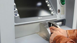 program bănci paște 2022