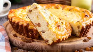 Pască cu brânză (dulce si stafide): Reţeta perfectă de Paşte