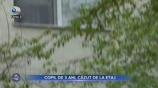 Copil de 3 ani, căzut de la etaj
