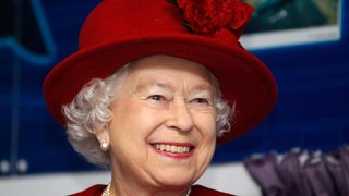 VIDEO - Regina Elizabeth sărbătoreşte 96 de ani. A  apărut o nouă fotografie oficială