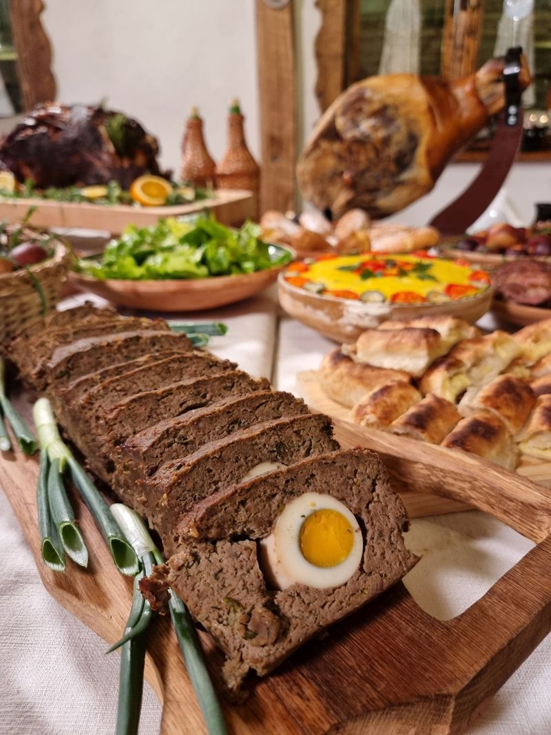 Sâmbătă, de la ora 15:00, în ”ROventura”, ediție de Sărbătoare: Periplu unic, de Paşte, la porțile Ineului