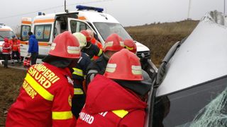 Accident cu 3 victime, lângă Capitală