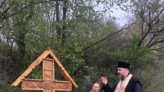 Gestul pe care l-au făcut doi preoți din Bacău pentru a-i feri pe șoferi de accidente