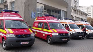 Un bărbat a murit, iar un polițist de 23 de ani a ajuns la spital, &icirc;n urma unui accident din Maramureș