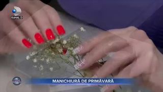 Manichiură de primăvară