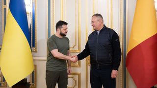 Zelenski a vorbit despre importanța României în stoparea Rusiei la Marea Neagră. Ce i-a transmis premierul Ciucă despre etnicii români din Ucraina