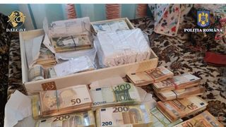 VIDEO - Mai mulți rom&acirc;ni din Marea Britanie au fost puşi la muncă forţată de un grup de conaţionali. Banii erau &icirc;ncasați de agresori