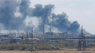 Rusia anunţă că unităţile sale de artilerie au lovit alte 389 de ţinte ucrainene