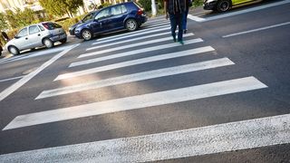  Un bărbat de 75 de ani a fost omorât pe o trecere de pietoni. Care a fost scuza șoferului autoutilitarei