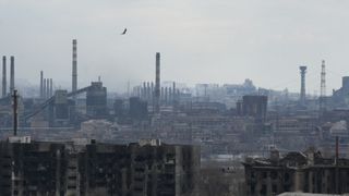  Aproape 600 de persoane au murit în atacul asupra teatrului din Mariupol