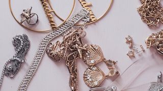 La ce trebuie să fim atenți, atunci când folosim serviciile de amanet?