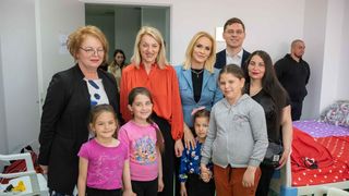 Gabriela Firea a fost în vizită la Centrul pentru refugiați din orașul Voluntari