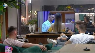 Adrian este noul concurent ce a pășit în ”Casa Iubirii”. Fetele au fost uimite de cadoul primt de la acesta