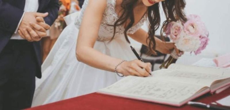 interzisă plastifierea documentelor