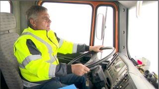 Zăpadă de peste 3 metri pe Transalpina. C&acirc;nd va fi deschisă șoseaua?