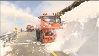 VIDEO | Zăpadă de peste 3 metri pe Transalpina. Când va fi deschisă șoseaua?