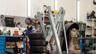 VIDEO - Amenzi uriașe în urma unor controale făcute în service-uri auto