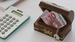 Curs valutar BNR azi, 12 mai 2022. La ce valoare a ajuns euro? 