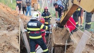 Un muncitor din Satu Mare a murit sufocat sub un mal de pământ