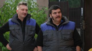 Un cuplu de comedie, Dragoș Mușat (Tetelu) și Gicu Gojira, alias Veveriță și Ciocan, numai în "Strada Speranței", la Kanal D