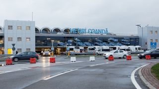 Un sirian a fost prins de polițiștii de frontieră în Aeroportul "Henri Coandă". Bărbatul încerca să iasă din ţară cu paşaportul altei persoane