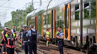 Posibil atac terorist în Germania. Un tânăr irakian a atacat pasagerii unui tren