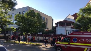 Degajări de fum la un centru de dializă din Craiova