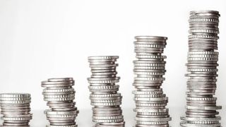 VIDEO - Guvernul lucrează la un proiect de lege privind acordarea de credite pentru tineri în valoare de 15.000 de euro