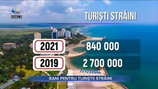 Bani pentru turiștii străini