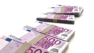 Curs valutar BNR azi, 17 mai 2022. La ce valoare a ajuns euro?