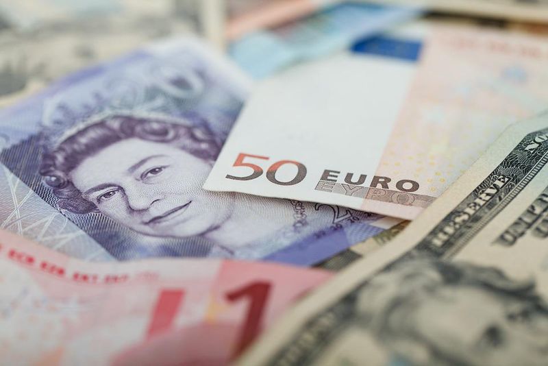 Curs valutar BNR azi, 18 mai 2022. Cum evoluează euro? Anunțul făcut de Banca Națională
