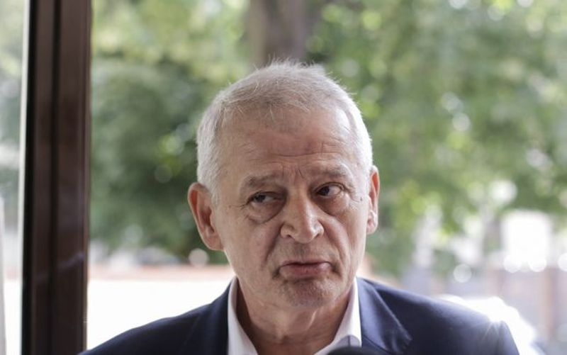 Sorin Oprescu, fugit din țară