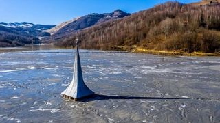 satul-scufundat-din-romania