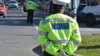 VIDEO - Un polițist local a fost bătut până a ajuns la spital