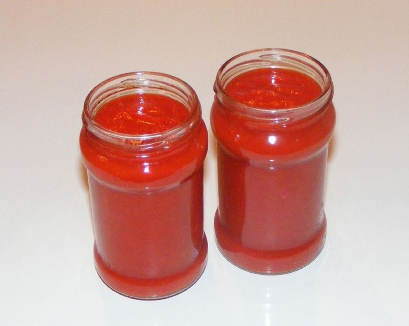 pastă de roșii cu ardei capia