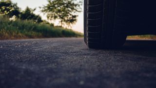 La ce să fii atent atunci c&acirc;nd cumperi anvelope?