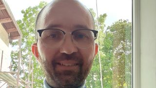 Medicul care anunțase primul caz de "variola maimuței" în România spune că a fost agresat de polițiști