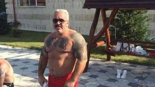 Nora lui Sile Cămătaru are probleme cu legea. Femeia a sedus un bătrân și i-a luat banii